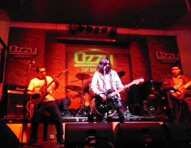 OZZY BAR ROCK - Bogotá